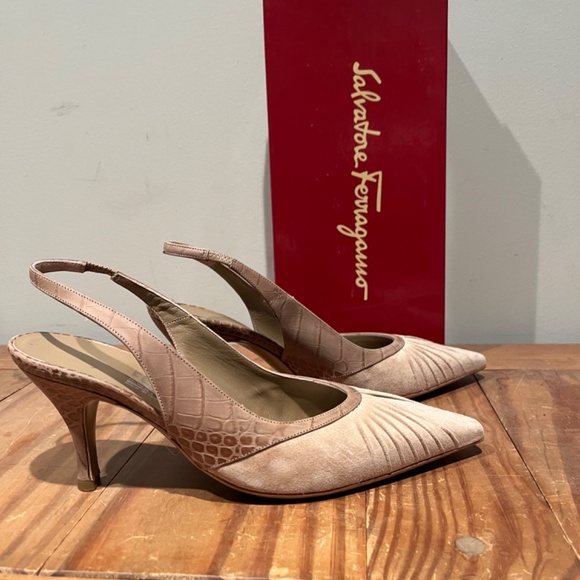 Salvatore Ferragamo Tan Slingback Heels - Picture 3 of 8